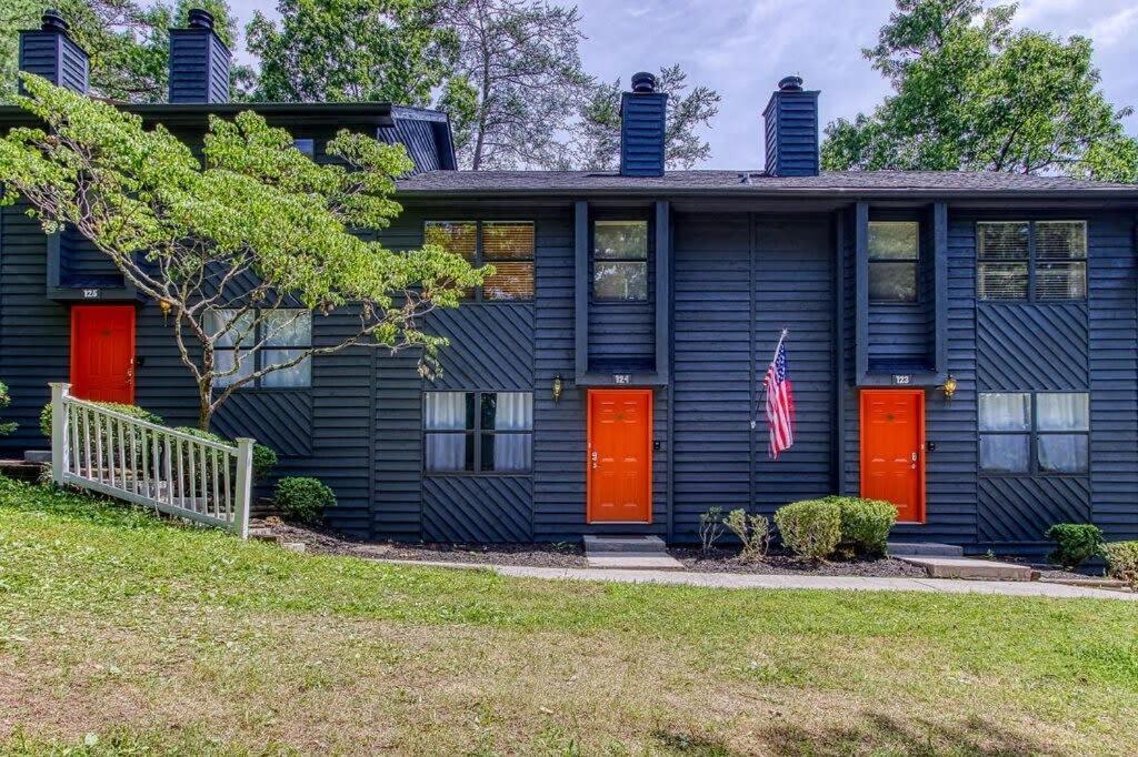 Pinecrest Townhomes-1King-2Queen Unit-Renovated Pigeon Forge Exterior photo