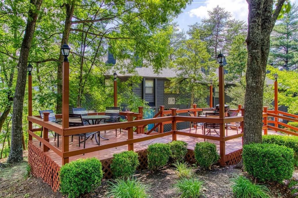 Pinecrest Townhomes-1King-2Queen Unit-Renovated Pigeon Forge Exterior photo